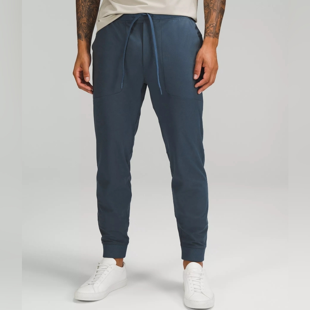 NWOT Authentic Lululemon Athletica Slate Blue Joggers Size MT